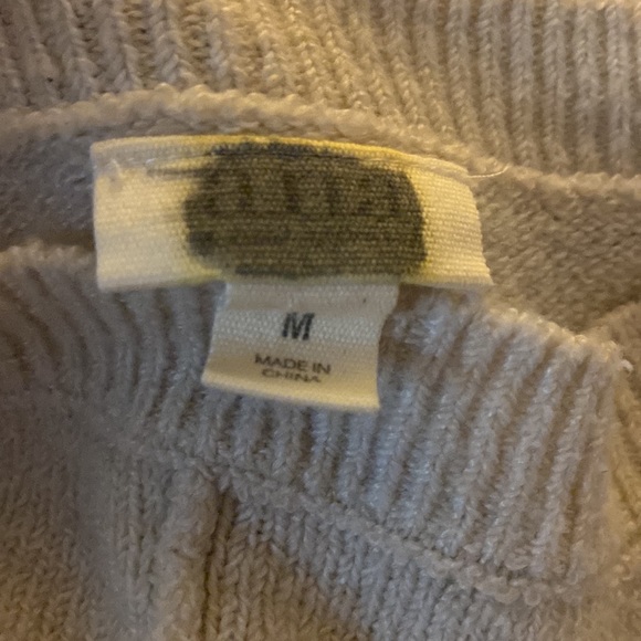 GUC - Ana - Color Block Sweater - Size Medium - Picture 10 of 10